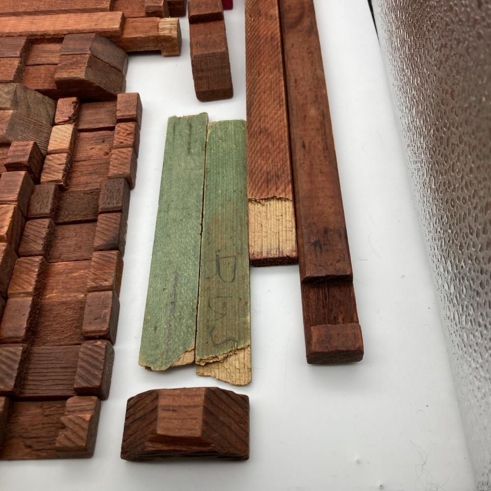 Vintage Balsam Original Hewn Square American Logs Set No. 815 68 Pieces - Picture 3 of 16